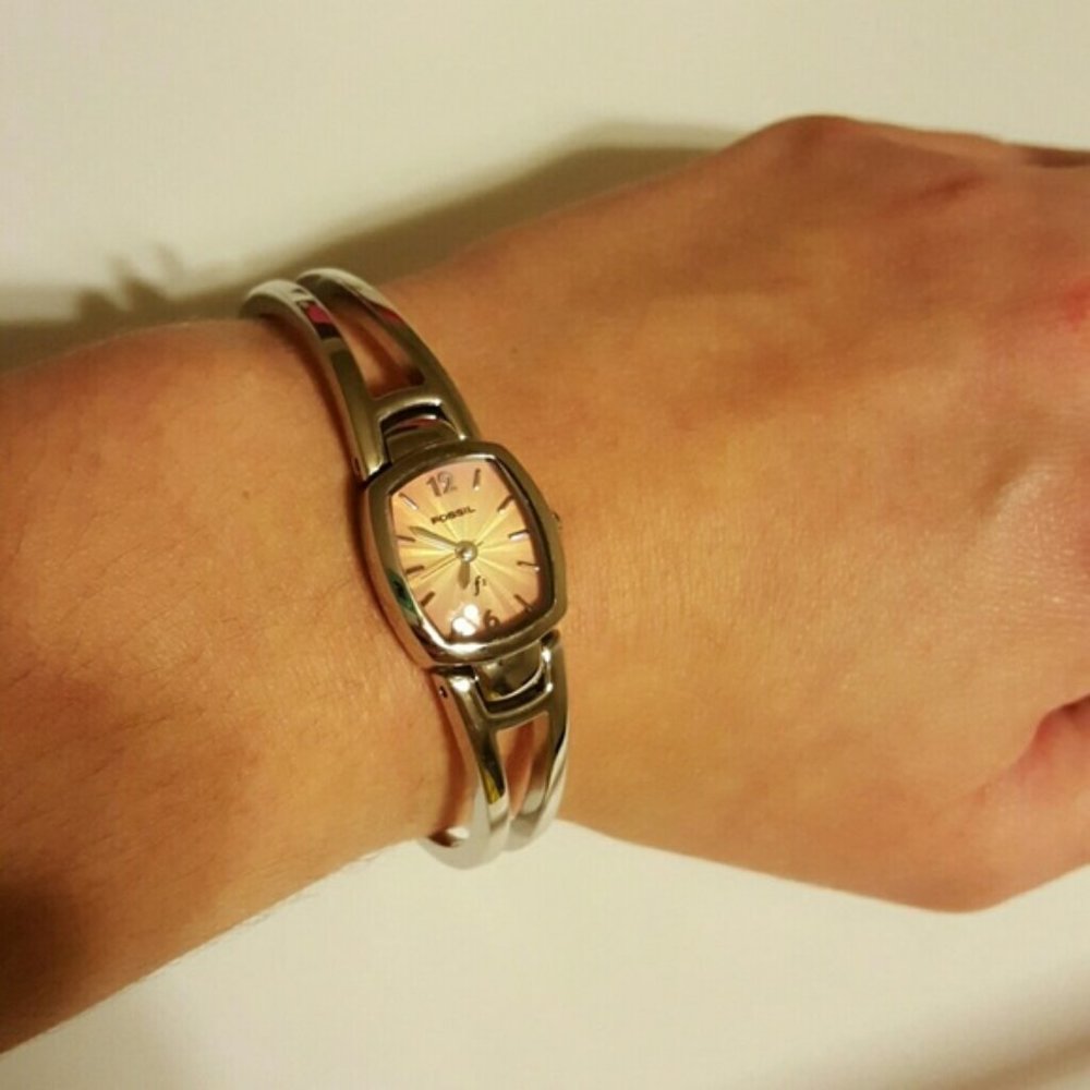 Fossil Watch - Picture 2 of 3